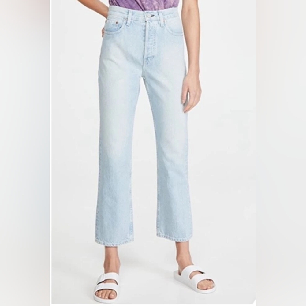 5/$100 TRAVE Gia Crop Straight Leg Jeans in Helpless